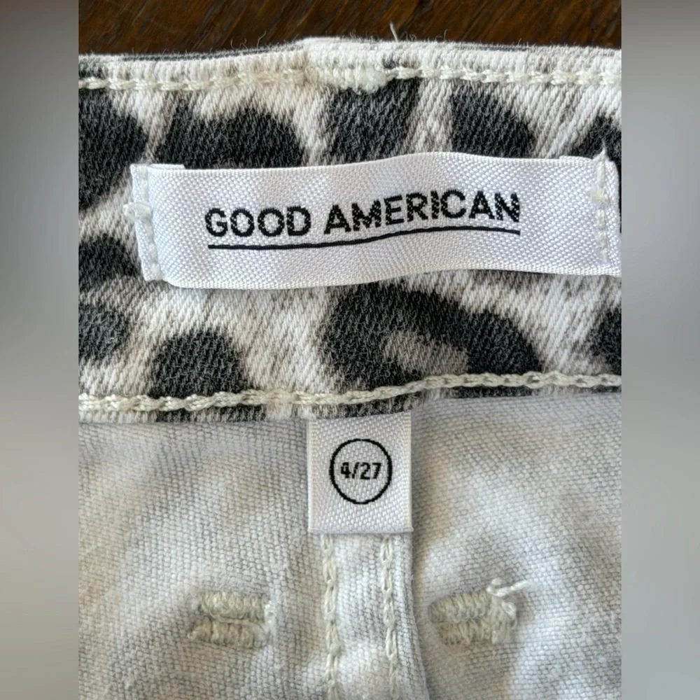 GOOD AMERICAN Animal Print Black/White Shorts 4/27 preowned - Picture 16 of 16